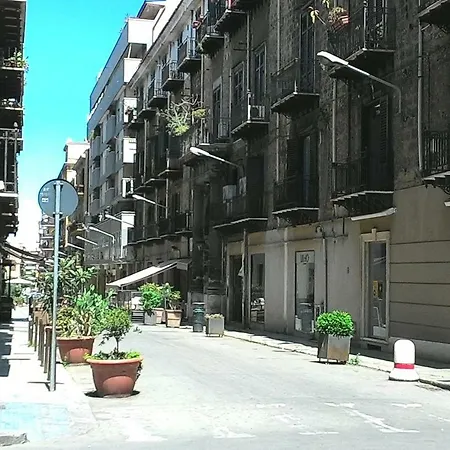 Palazzo Filangeri Di Amorosa Palermo Exterior photo